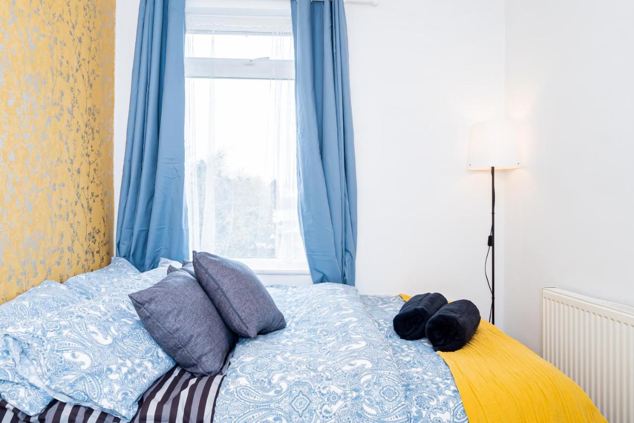 Shirley House 3, Guest House, Self Catering, Self Check In With Smart Locks, Use Of Fully Equipped Kitchen, Close To City Centre, Ideal For Longer Stays, Walking Distance To Bat, 20 Min Drive To Fawley Refinery, Excellent Transport Links سوثامبتون المظهر الخارجي الصورة